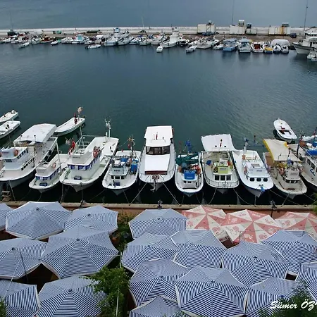 Hotel Mola 3*