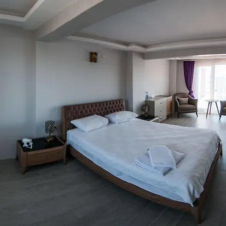 Mola Hotel 3*